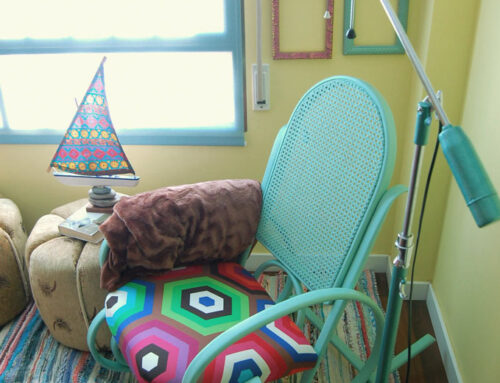 Pintado y tapizado mecedora estilo Thonet