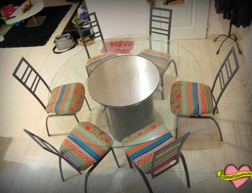 Transformación radical de 6 sillas de comedor de polipiel estropeada
